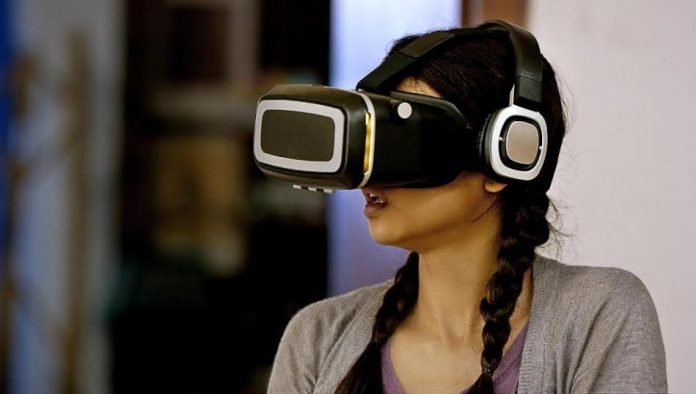 Besides the movie being one-of-a-kind psychological thriller, it’s learnt that the makers have incorporated ‘Virtual Reality’ technology, a first for a Bollywood film.