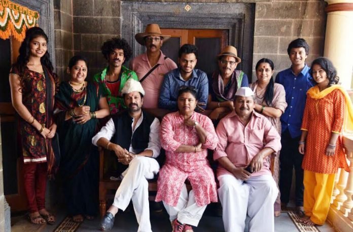 'Kay Jhala Kalana' Marathi Movie Muhurat