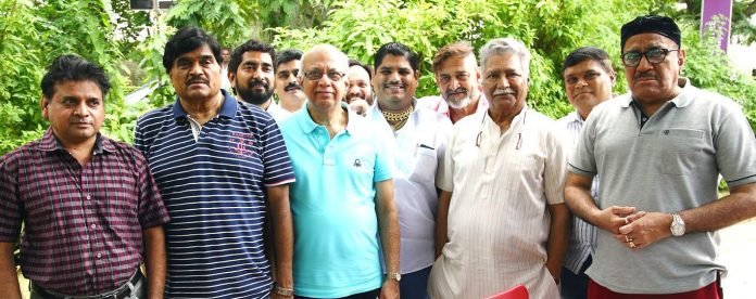 Veteran Actors Came Together For Upcoming 'Shivaji Park Mumbai 28'