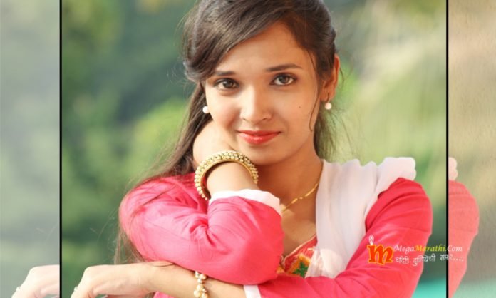 Sonal Pawar Marathi Actress Photos Pics Rupali Tula Pahate Re