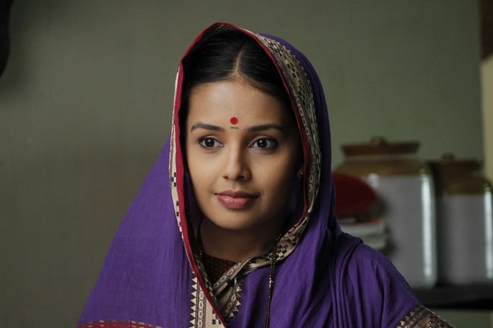 Actress Shivani Rangole to Essay Ramabai Ambedkar!